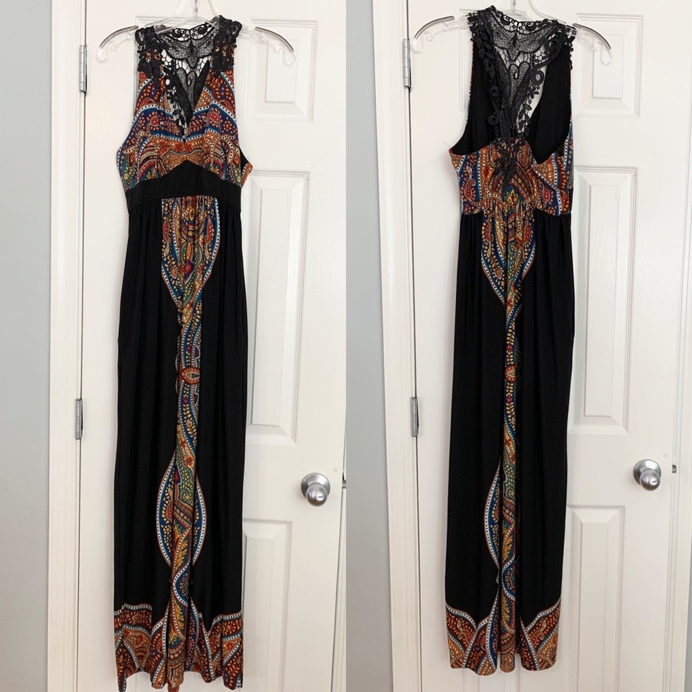 bailey blue Black Maxi Dress with Multicolor Paisley Print